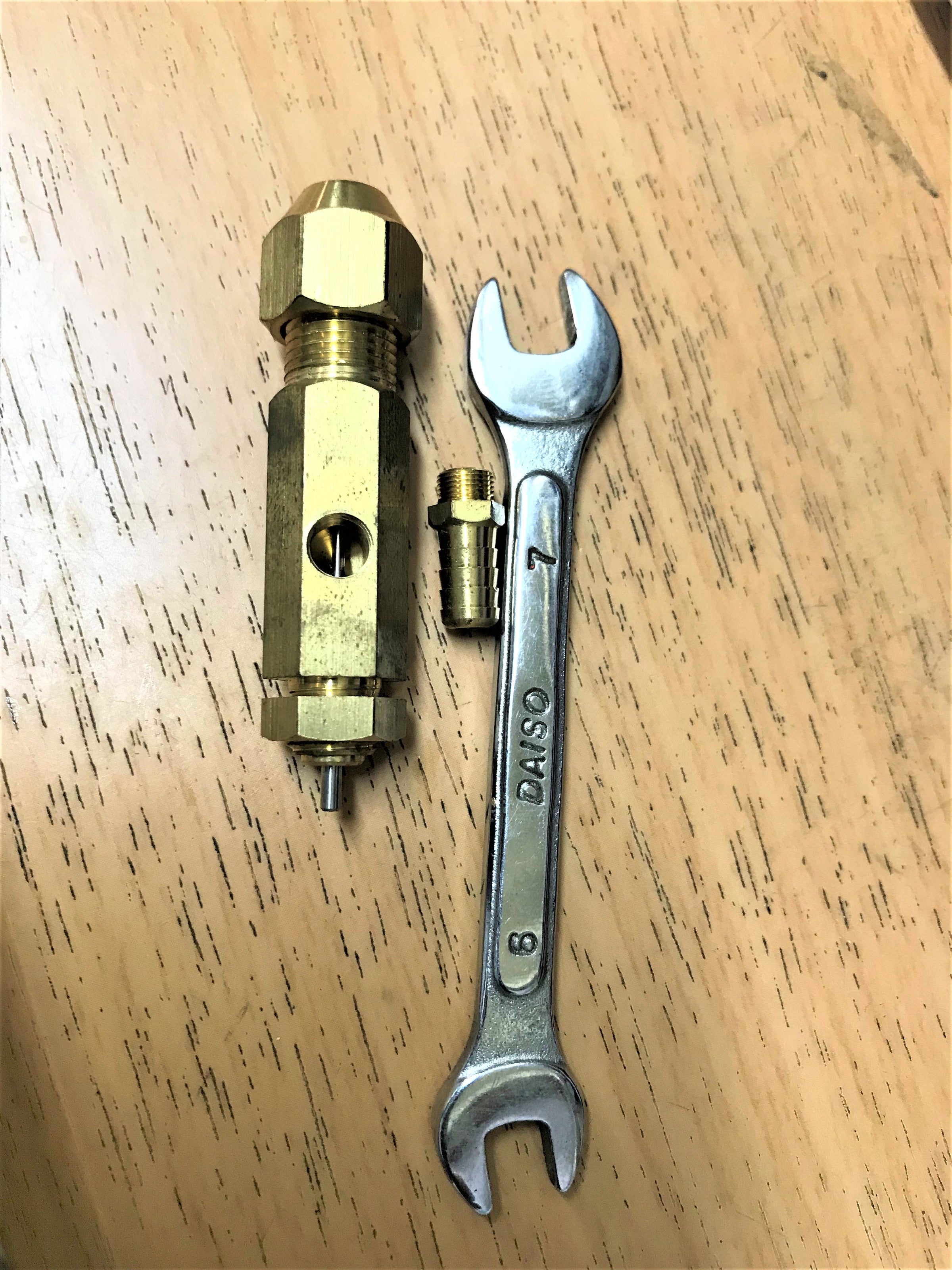 コンプレッサー修理 レリーズバルブ PSP-200-1 圧力スイッチ用 古い